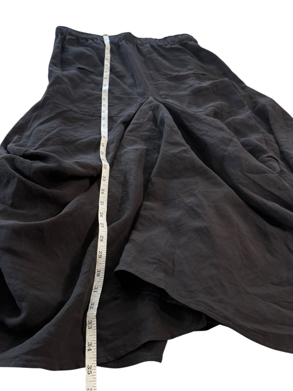 Ruti The Light Poplin Go-To Skirt Black Drapey Elastic Waist Pockets Size Large - Picture 8 of 11